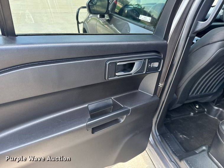 image for item EG6402 2020 Ford Explorer Police Interceptor SUV