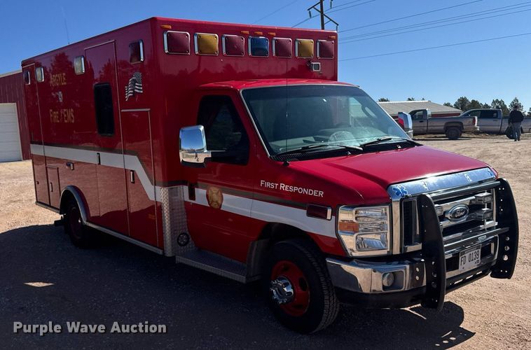 image for item EG6410 2010 Ford E450 ambulance