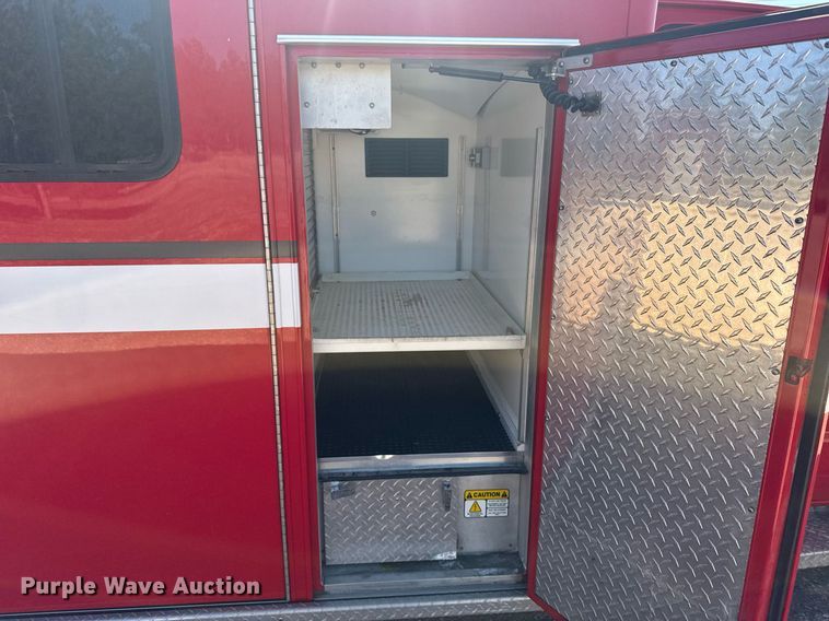 image for item EG6410 2010 Ford E450 ambulance