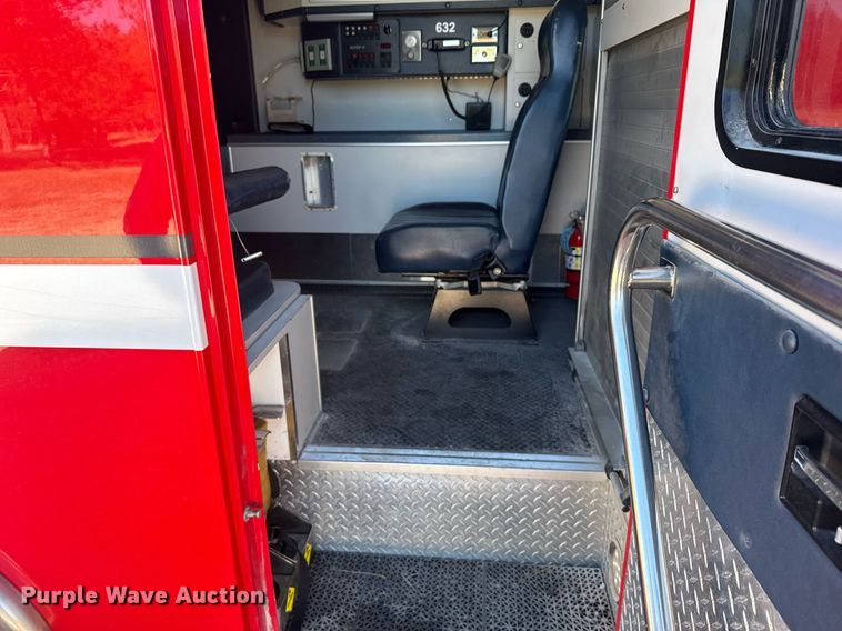 image for item EG6410 2010 Ford E450 ambulance