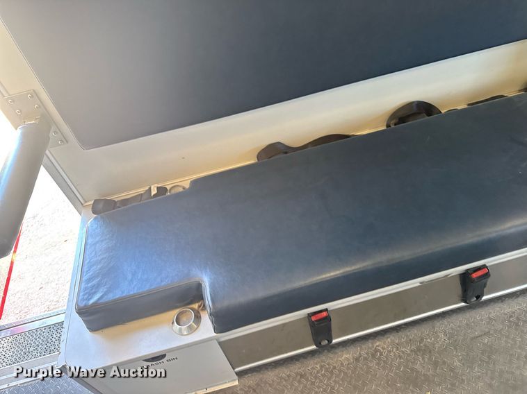 image for item EG6410 2010 Ford E450 ambulance