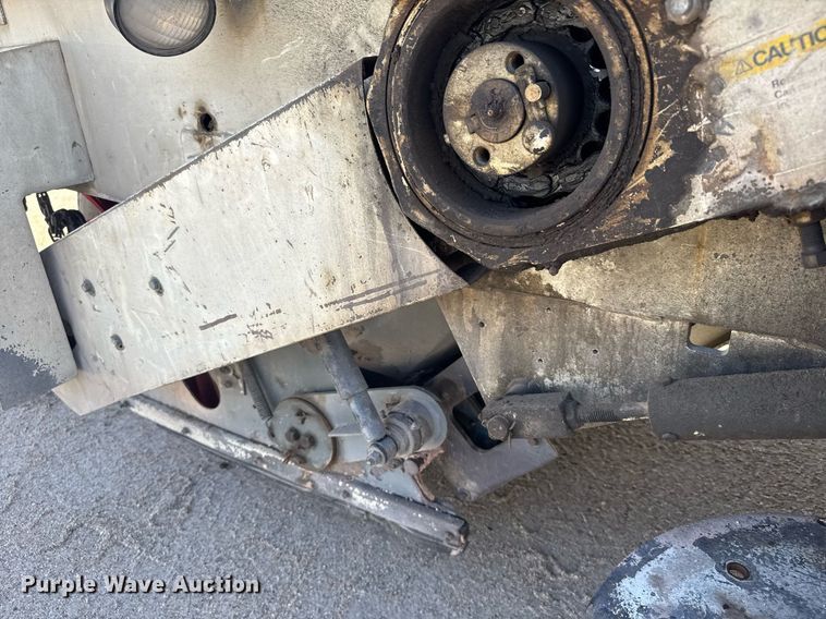 image for item EG6414 1994 Elgin Pelican S street sweeper