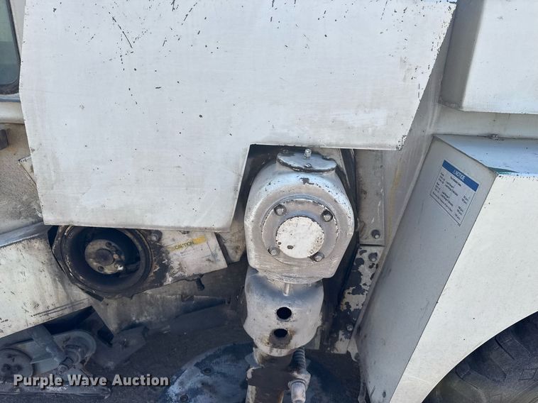 image for item EG6414 1994 Elgin Pelican S street sweeper