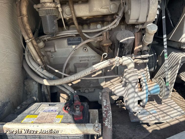 image for item EG6414 1994 Elgin Pelican S street sweeper