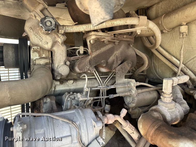 image for item EG6414 1994 Elgin Pelican S street sweeper