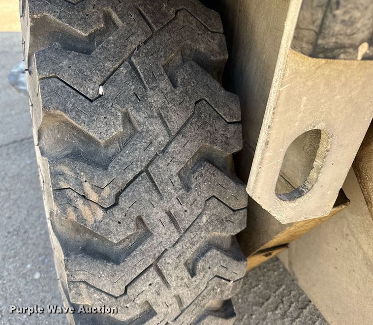 image for item EG6414 1994 Elgin Pelican S street sweeper