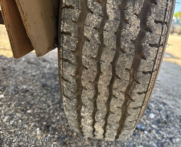 image for item EG6417 Aeroil KERA-60 crack sealer