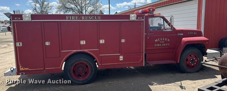 image for item EG6420 1982 Ford F600 rescue vehicle