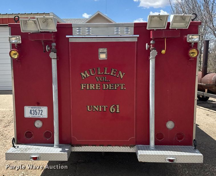 image for item EG6420 1982 Ford F600 rescue vehicle