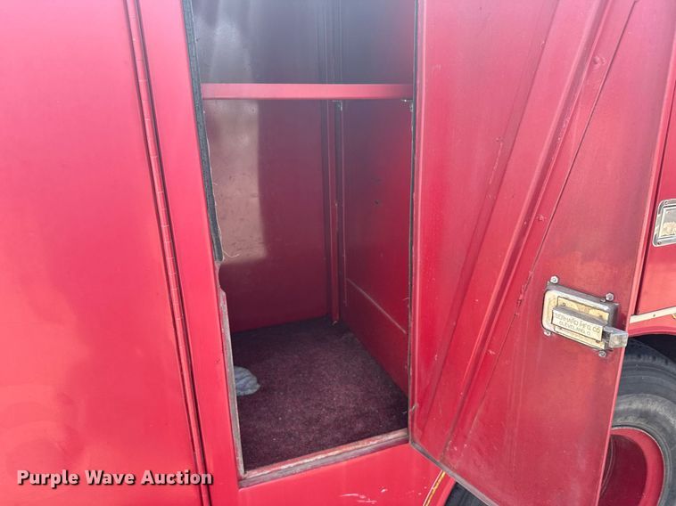 image for item EG6420 1982 Ford F600 rescue vehicle