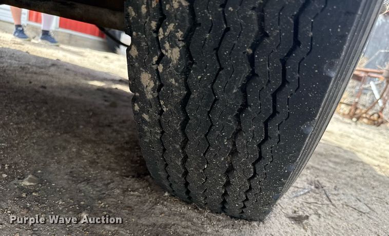 image for item EG6420 1982 Ford F600 rescue vehicle