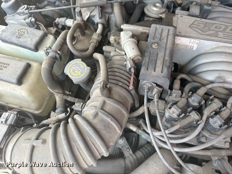 image for item EG6421 1997 Ford Explorer XLT SUV