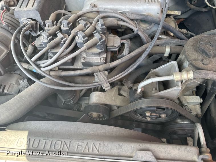 image for item EG6421 1997 Ford Explorer XLT SUV