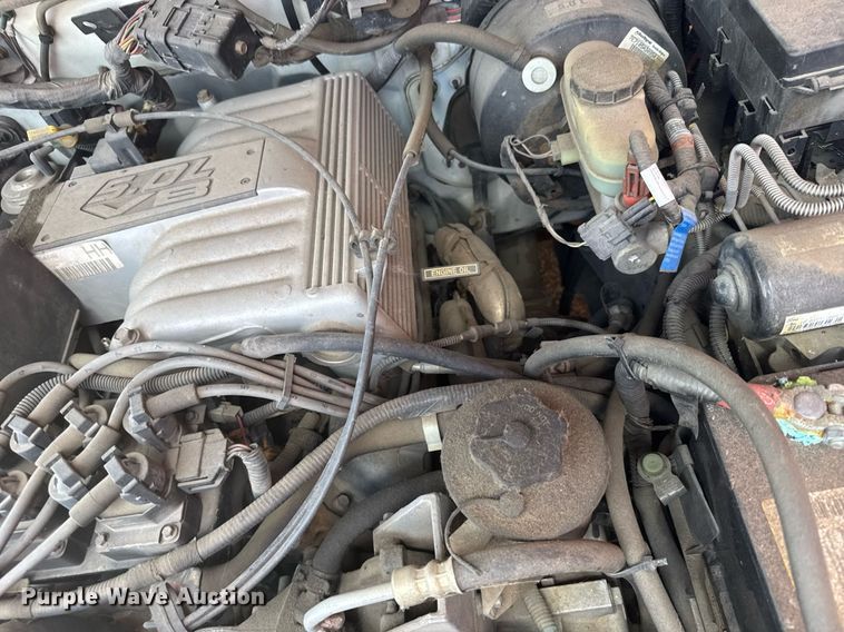 image for item EG6421 1997 Ford Explorer XLT SUV