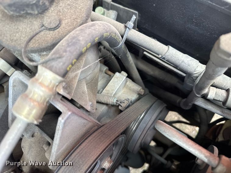 image for item EG6421 1997 Ford Explorer XLT SUV