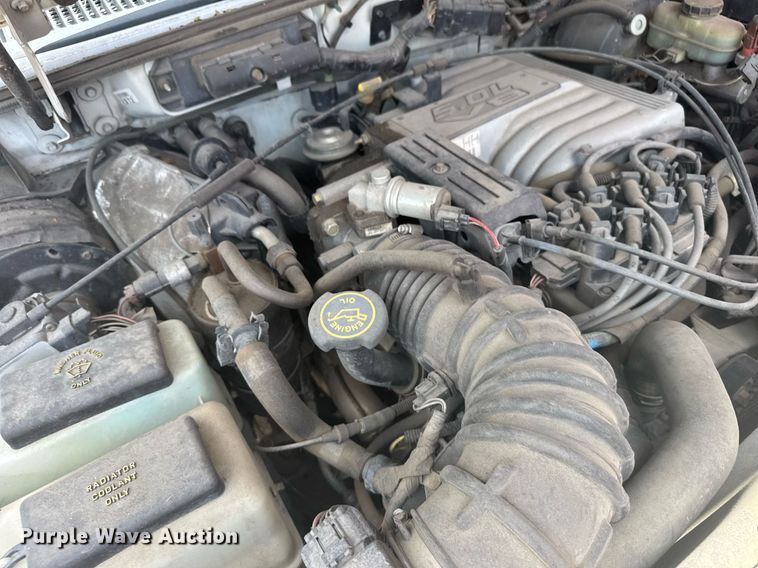 image for item EG6421 1997 Ford Explorer XLT SUV