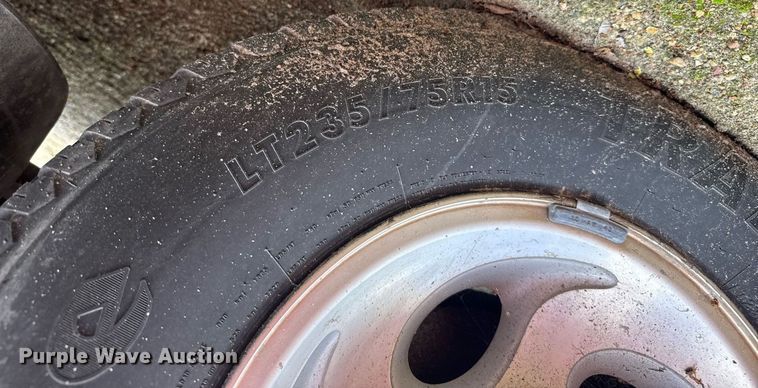 image for item EG6421 1997 Ford Explorer XLT SUV