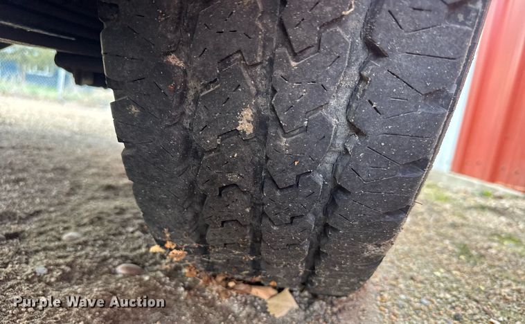 image for item EG6421 1997 Ford Explorer XLT SUV