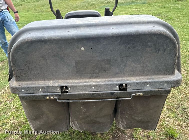 image for item EG6431 Gravely ZT 48 HD ZTR lawn mower