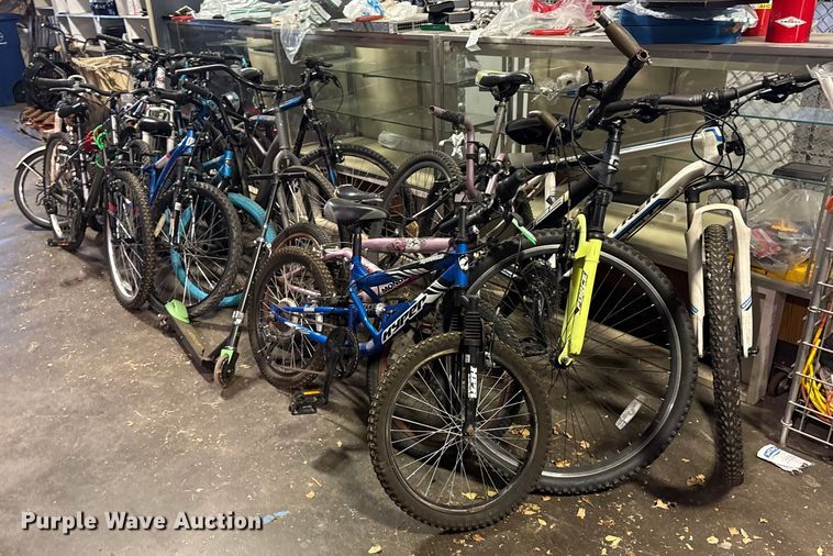 image for item EG8341 Approximately 13 bicycles