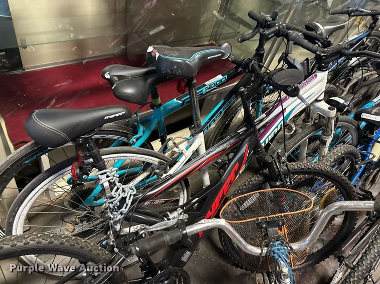 image for item EG8341 Approximately 13 bicycles