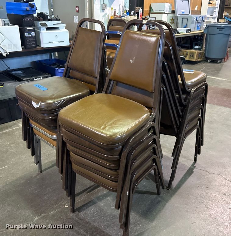 image for item EG8342 Approximately 20 chairs
