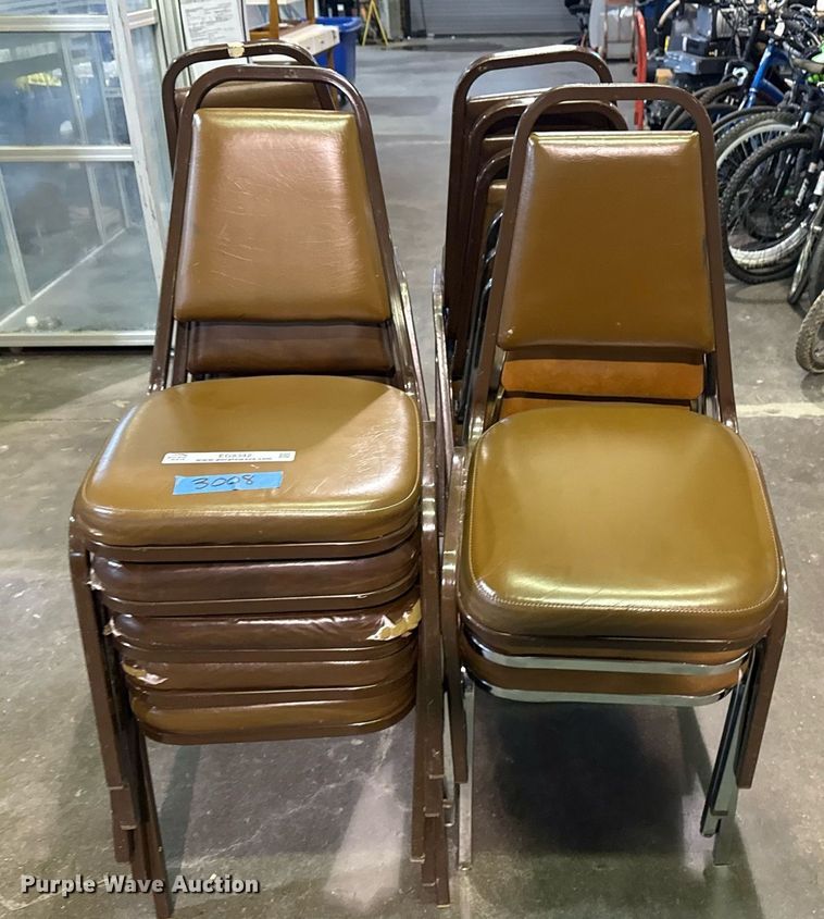 image for item EG8342 Approximately 20 chairs