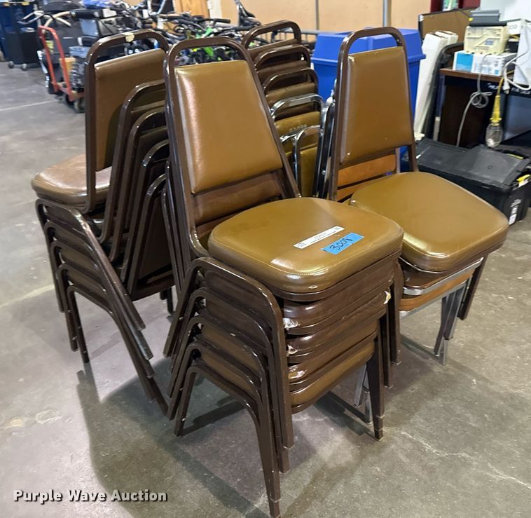 image for item EG8342 Approximately 20 chairs
