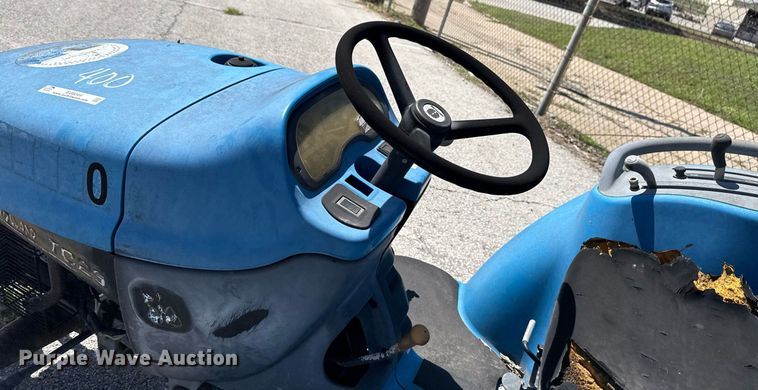 image for item EG8344 1999 New Holland TC29 tractor