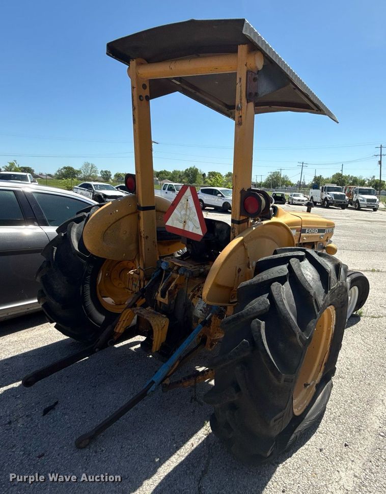 image for item EG8345 1987 Ford New Holland 4610 tractor
