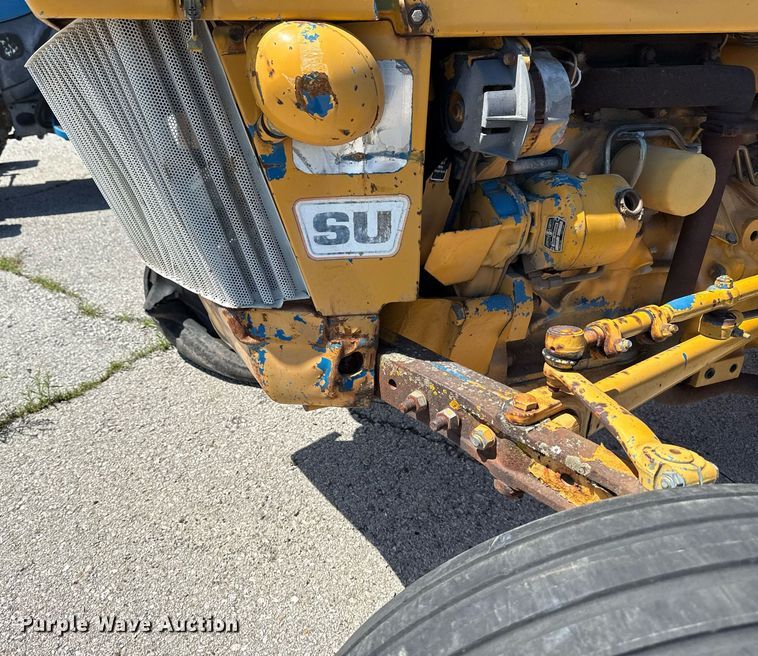 image for item EG8345 1987 Ford New Holland 4610 tractor