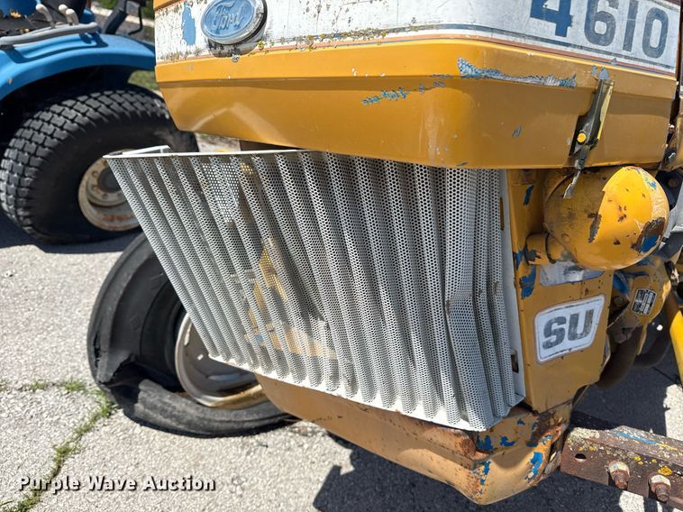 image for item EG8345 1987 Ford New Holland 4610 tractor