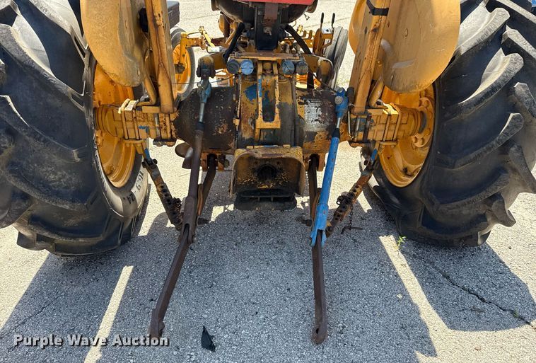 image for item EG8345 1987 Ford New Holland 4610 tractor