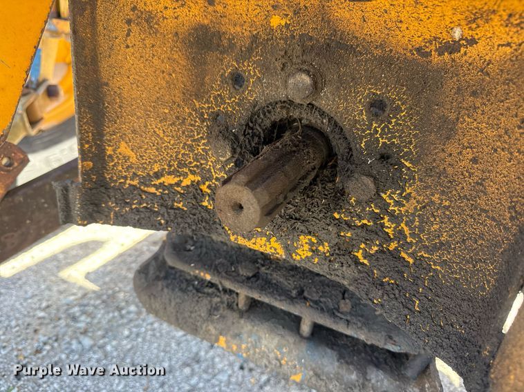 image for item EG8345 1987 Ford New Holland 4610 tractor