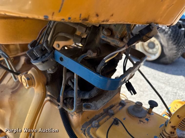 image for item EG8345 1987 Ford New Holland 4610 tractor