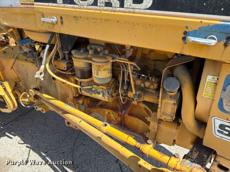 image for item EG8345 1987 Ford New Holland 4610 tractor