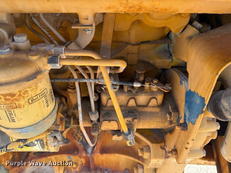 image for item EG8345 1987 Ford New Holland 4610 tractor