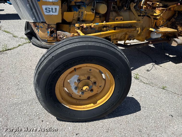 image for item EG8345 1987 Ford New Holland 4610 tractor