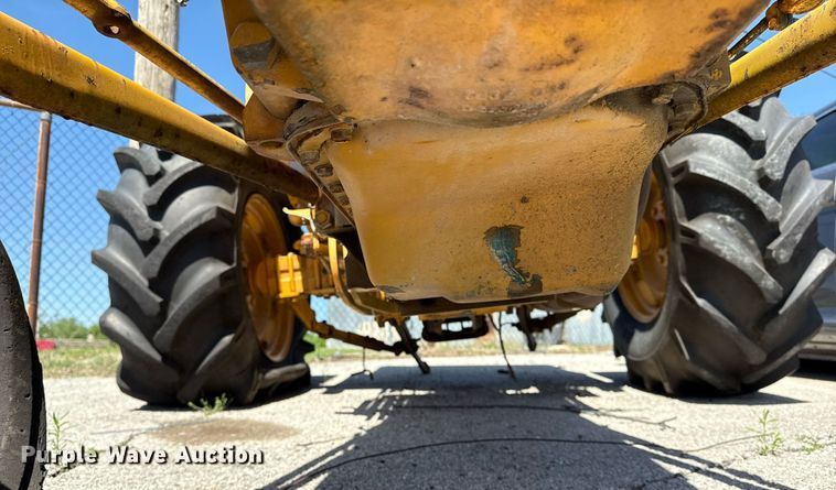 image for item EG8345 1987 Ford New Holland 4610 tractor