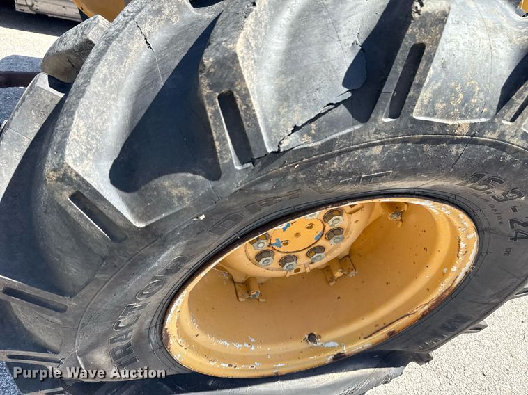 image for item EG8345 1987 Ford New Holland 4610 tractor