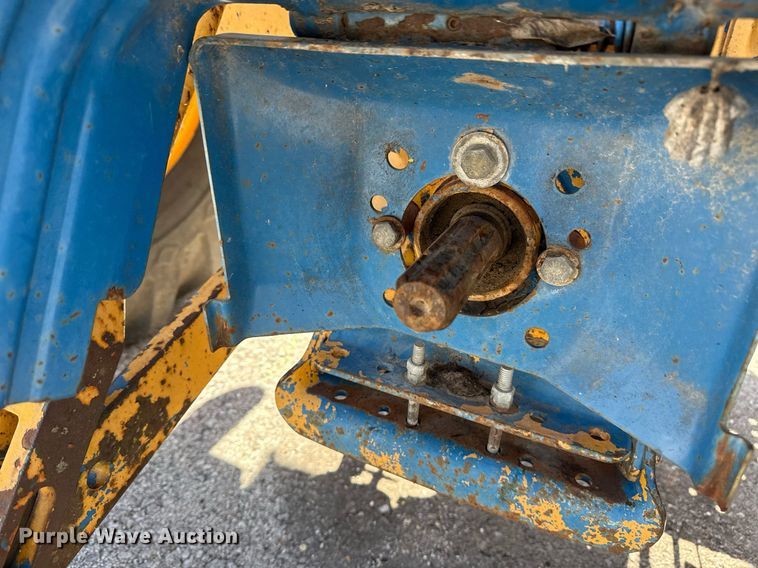 image for item EG8346 1987 Ford 4610 tractor