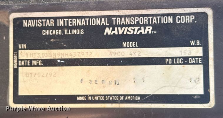 image for item EG8347 1992 International 4900 dump truck