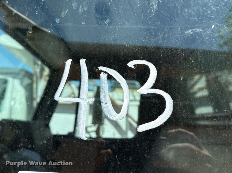 image for item EG8347 1992 International 4900 dump truck