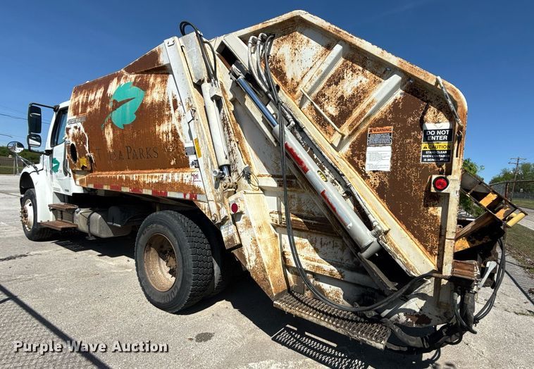 image for item EG8348 2009 Freightliner Business Class M2 refuse truck