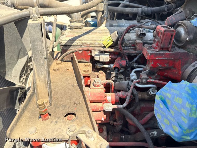 image for item EG8348 2009 Freightliner Business Class M2 refuse truck