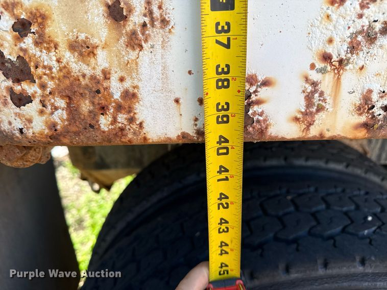 image for item EG8349 1995 International 2554 dump truck