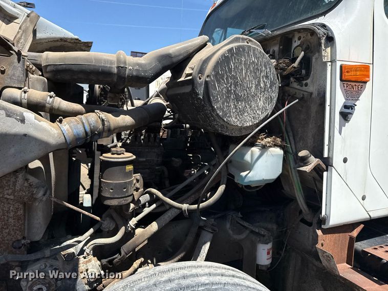 image for item EG8349 1995 International 2554 dump truck