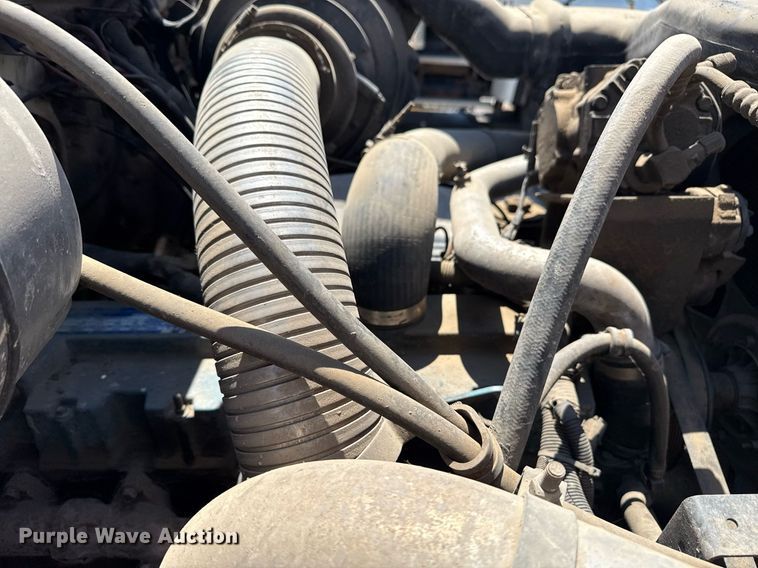 image for item EG8349 1995 International 2554 dump truck