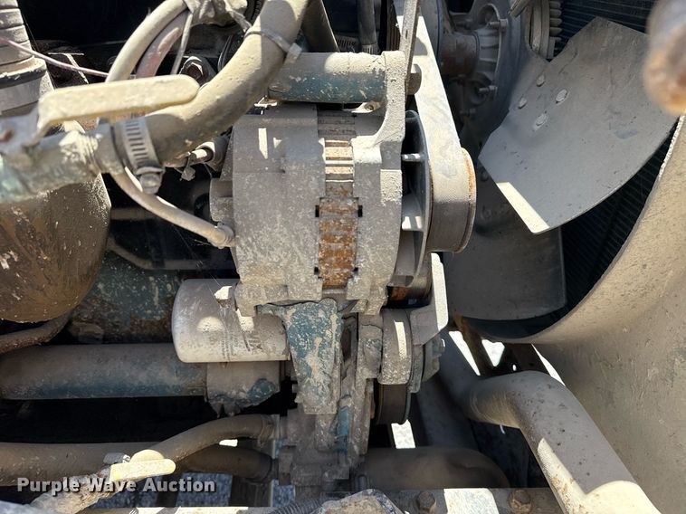 image for item EG8349 1995 International 2554 dump truck