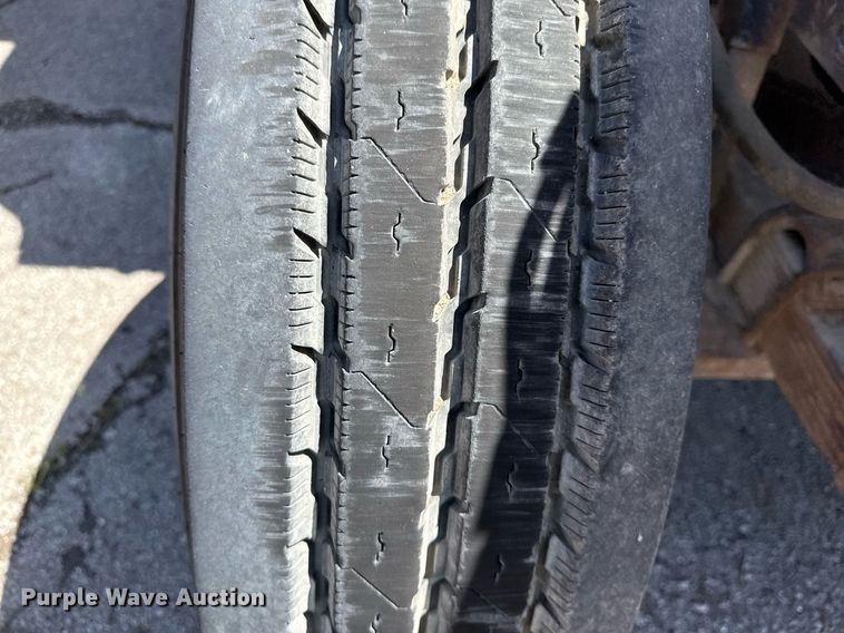 image for item EG8349 1995 International 2554 dump truck